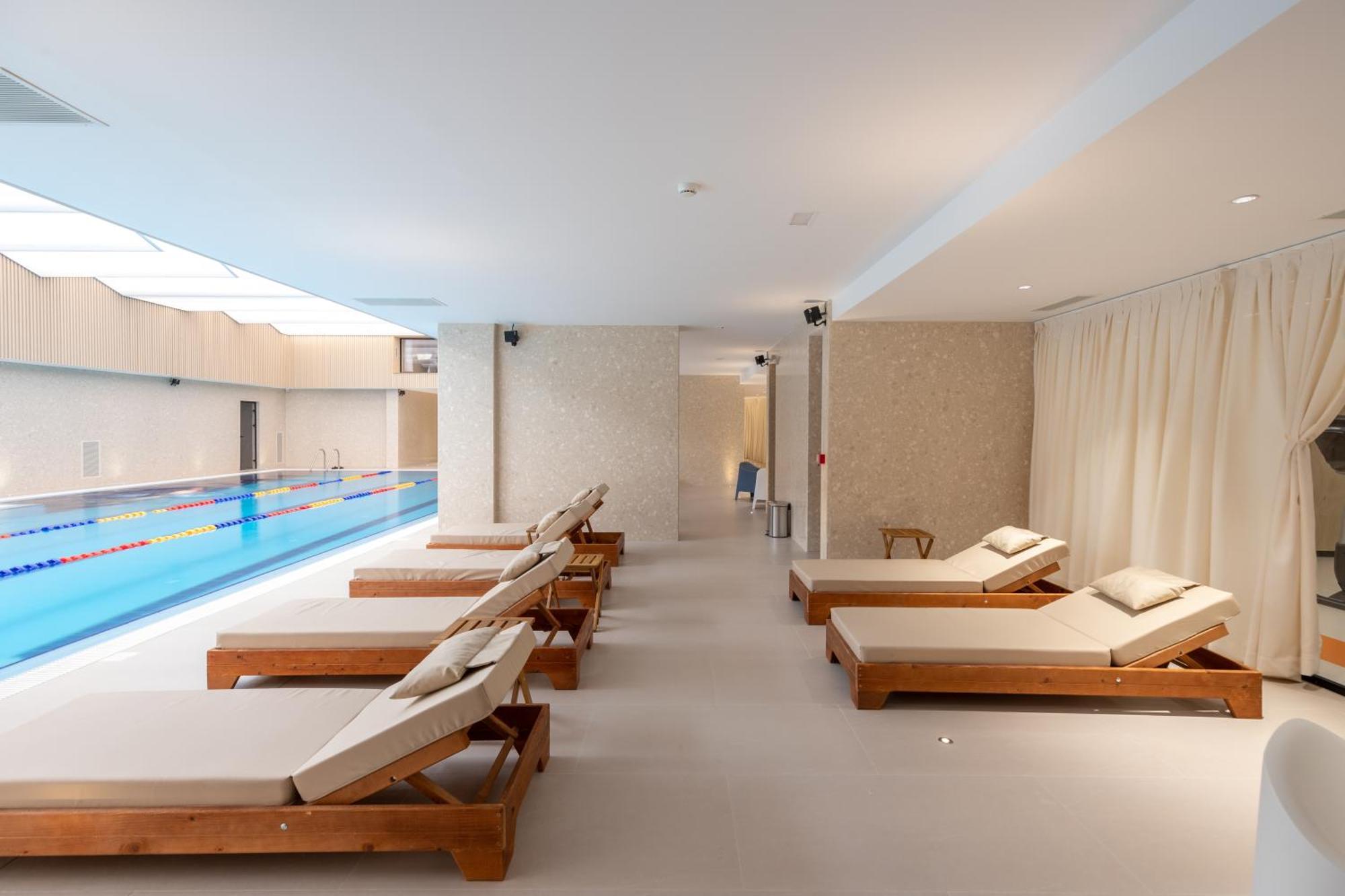 Spa & Pool - Studio Apartments 365 Тирана Экстерьер фото