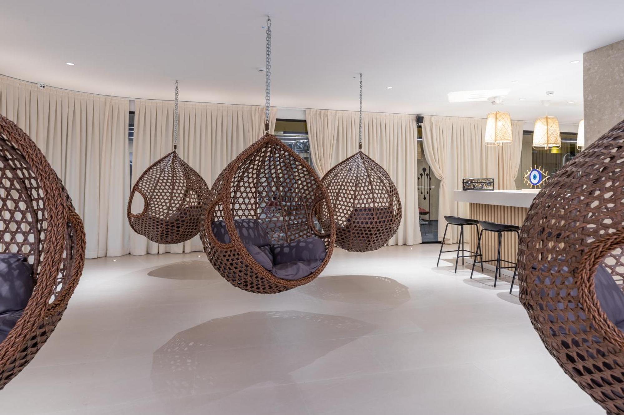 Spa & Pool - Studio Apartments 365 Тирана Экстерьер фото